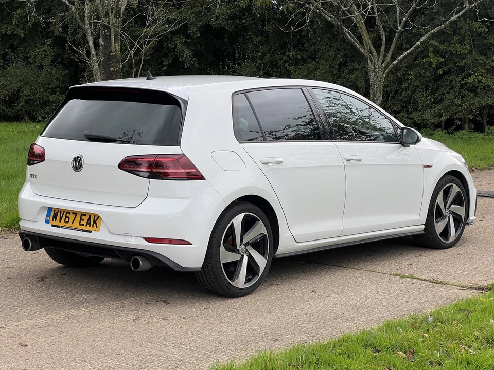 2017 Volkswagen GTI Mk7 - Image 4 of 30