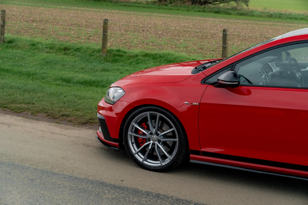 2017 Volkswagen GTI Mk7 - Image 27 of 31