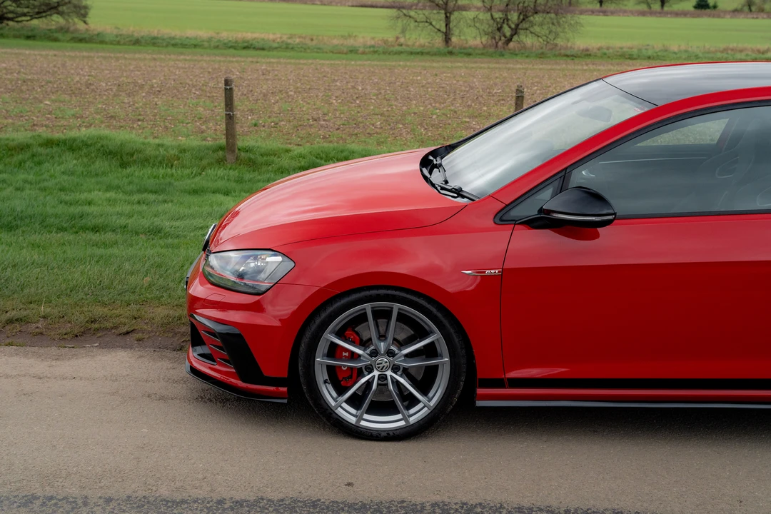 2017 Volkswagen GTI Mk7 - Image 28 of 31