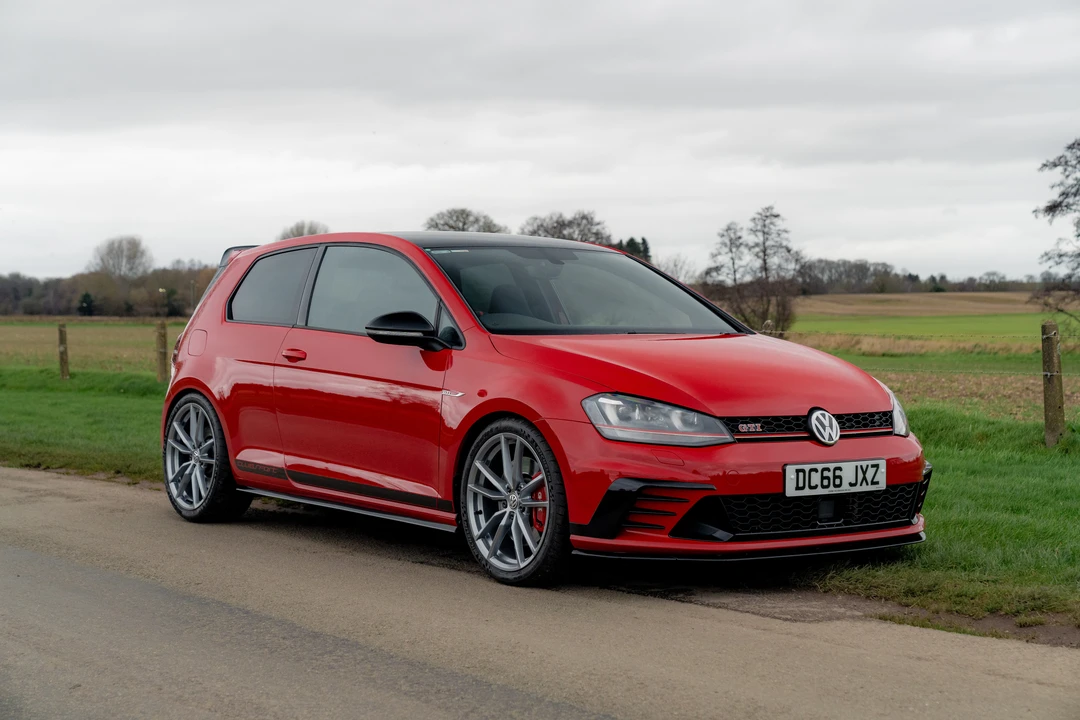 2017 Volkswagen GTI Mk7 - Image 9 of 31
