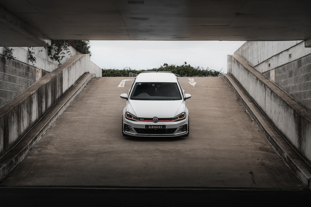 2017 Volkswagen GTI Mk7 - Image 11 of 31