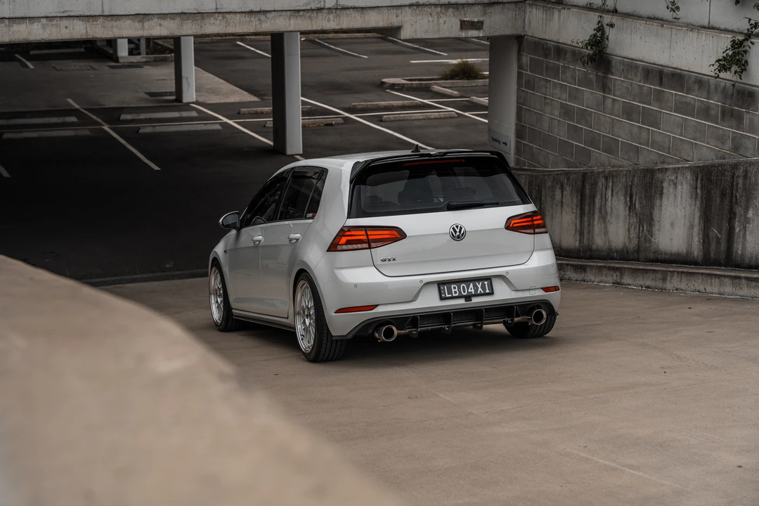 2017 Volkswagen GTI Mk7 - Image 13 of 31
