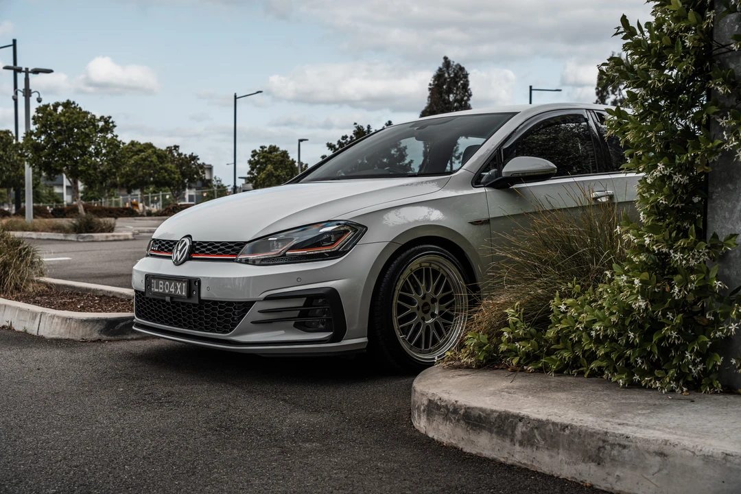 2017 Volkswagen GTI Mk7 - Image 21 of 31
