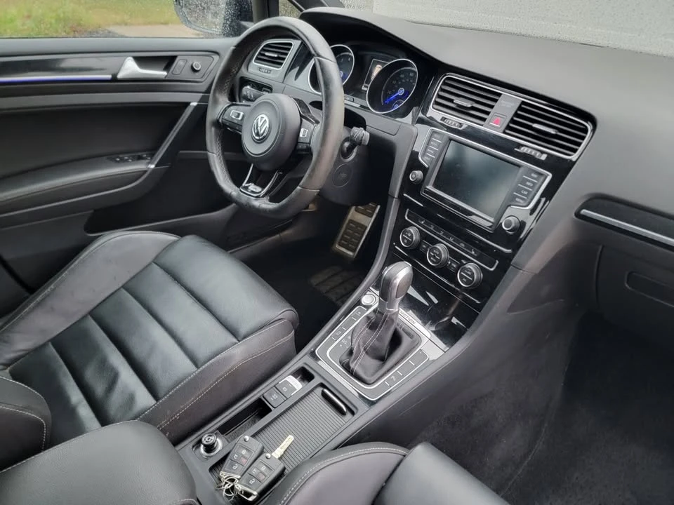 2017 Volkswagen Golf R Mk7 - Image 9 of 16