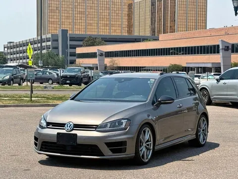2017 Volkswagen Golf R 4Motion 4dr Hatchback 6M w/DCC and Navigation