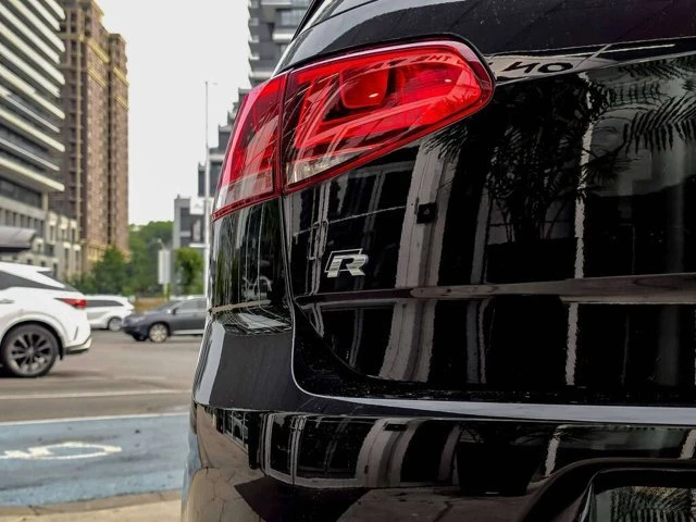 2017 Volkswagen Golf R Mk7 - Image 8 of 20