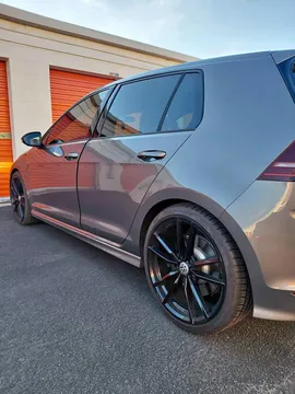 2017 Volkswagen Golf R Hatchback