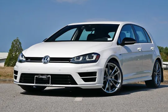 2017 Volkswagen Golf R