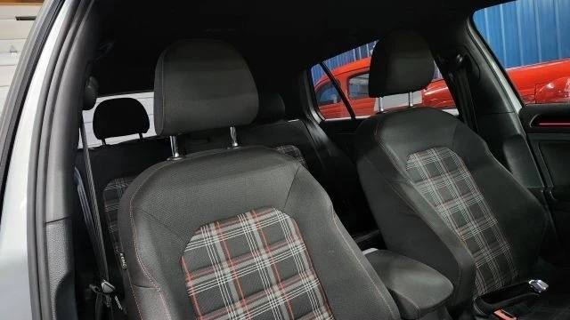 2017 Volkswagen Golf Mk7 - Image 15 of 21