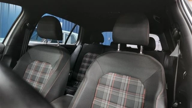 2017 Volkswagen Golf Mk7 - Image 8 of 12