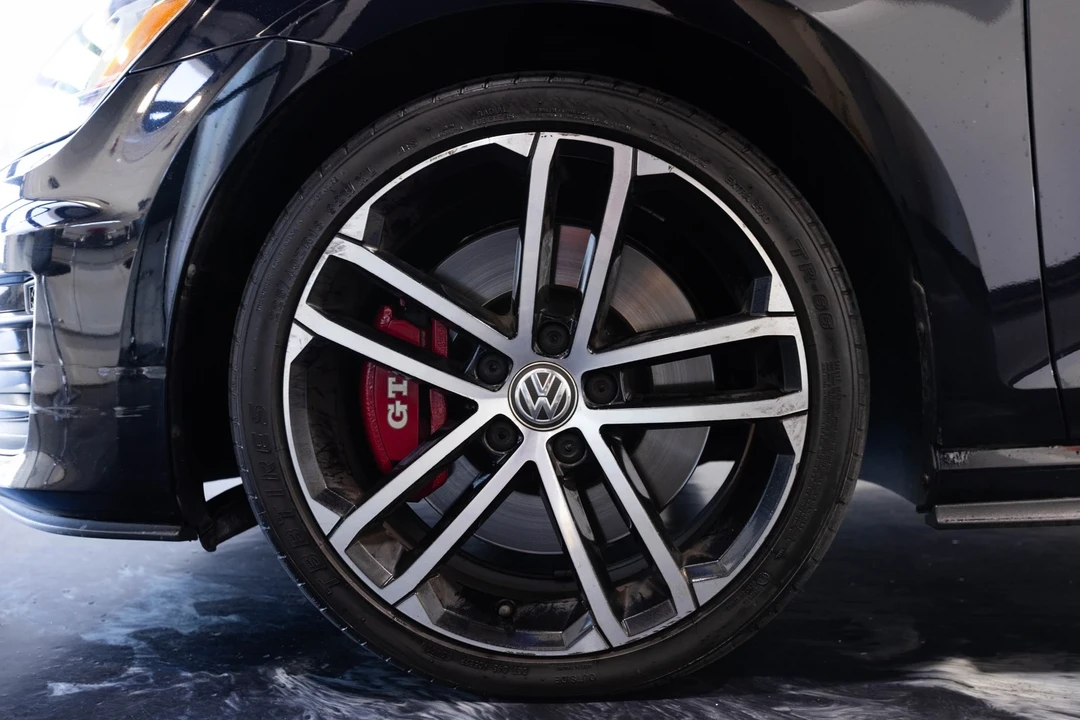 2017 Volkswagen Golf Mk7 - Image 5 of 12