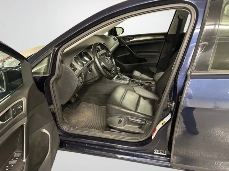 2017 Volkswagen Golf Mk7 - Image 9 of 17