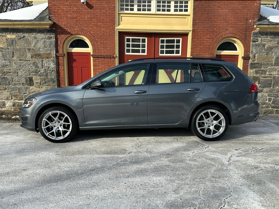 2017 Volkswagen Golf Mk7 - Image 8 of 14