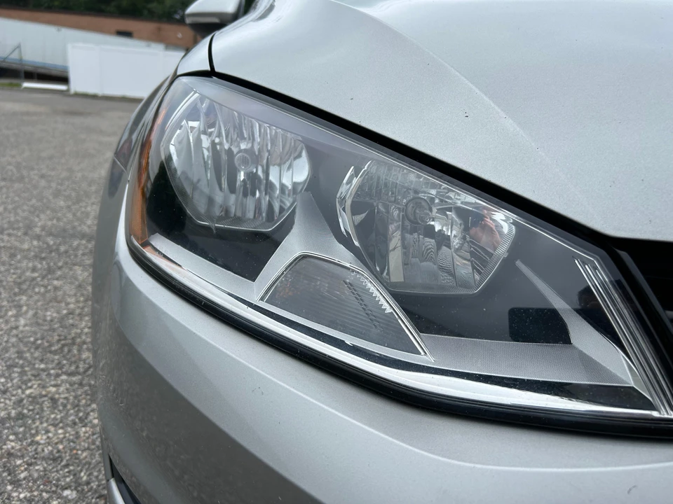 2017 Volkswagen Golf Mk7 - Image 11 of 31