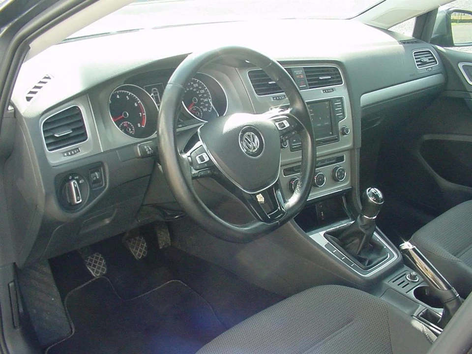 2017 Volkswagen Golf Mk7 - Image 8 of 12