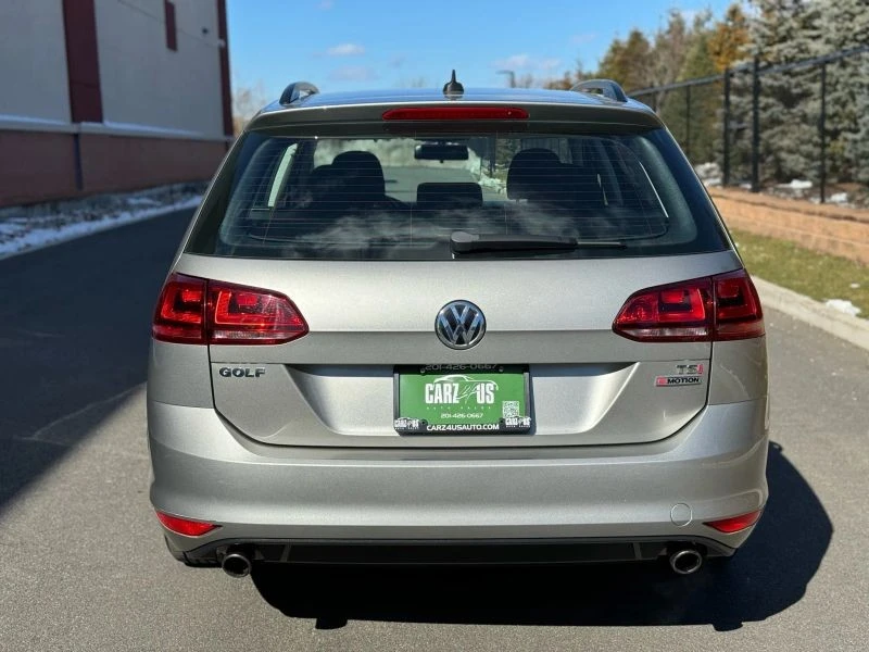 2017 Volkswagen Golf Mk7 - Image 9 of 12