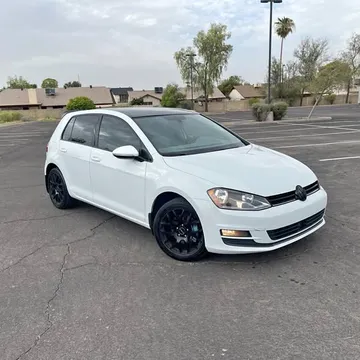 2017 Volkswagen Golf TSI SE