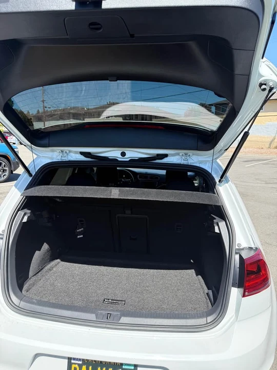 2017 Volkswagen GTI Mk7 - Image 4 of 10