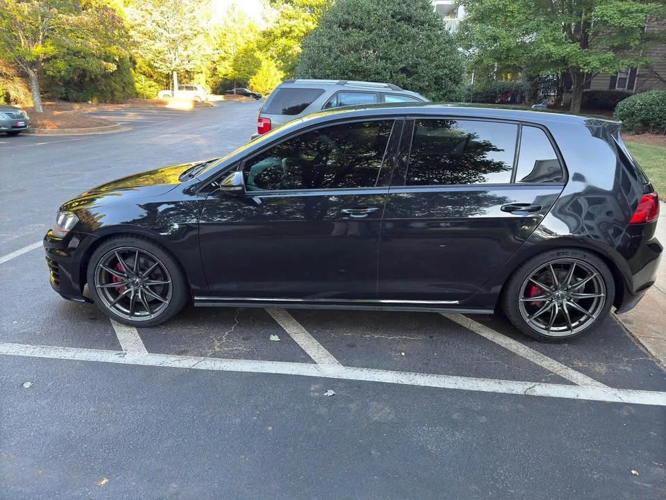 2017 Volkswagen GTI Mk7 - Image 4 of 7