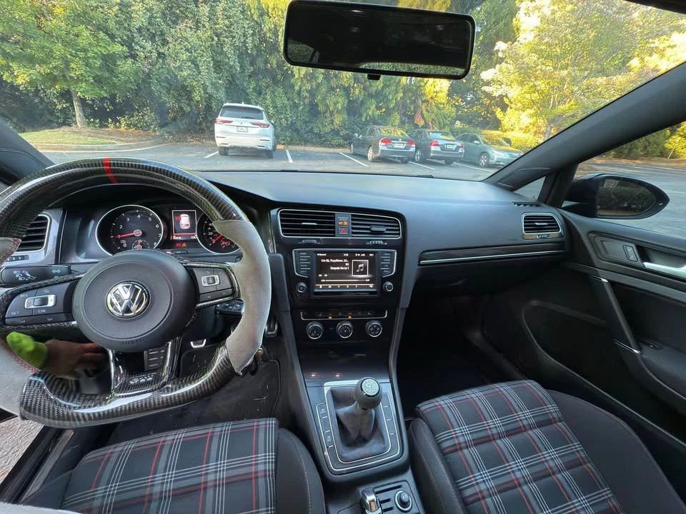 2017 Volkswagen GTI Mk7 - Image 3 of 7