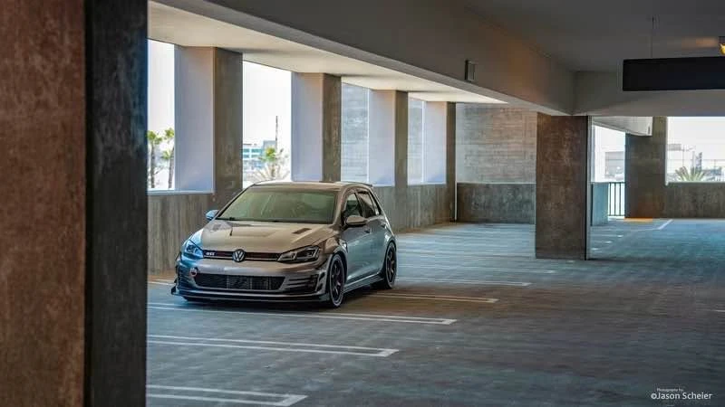 2017 Volkswagen GTI Mk7 - Image 8 of 19