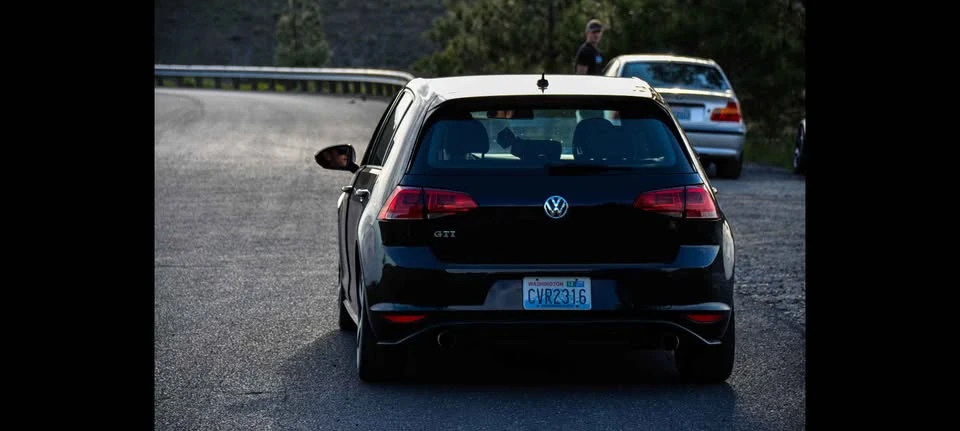 2017 Volkswagen GTI Mk7 - Image 5 of 9