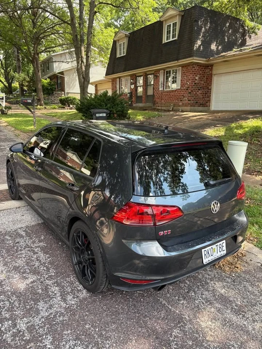 2017 Volkswagen GTI Mk7 - Image 3 of 9