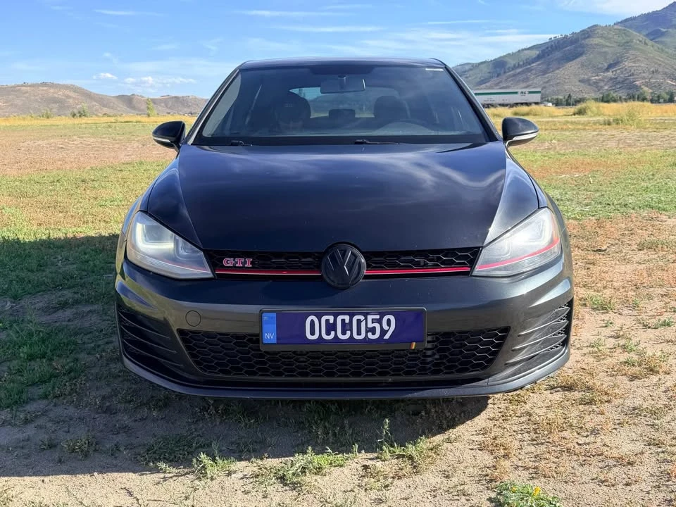 2017 Volkswagen GTI Mk7 - Image 3 of 17