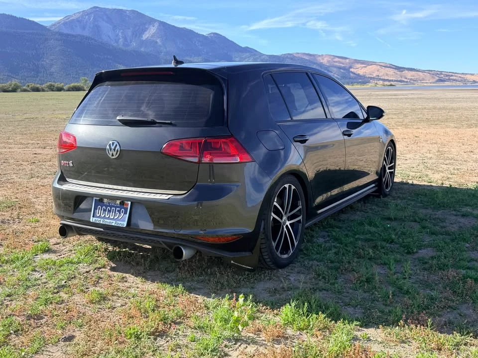 2017 Volkswagen GTI Mk7 - Image 6 of 17