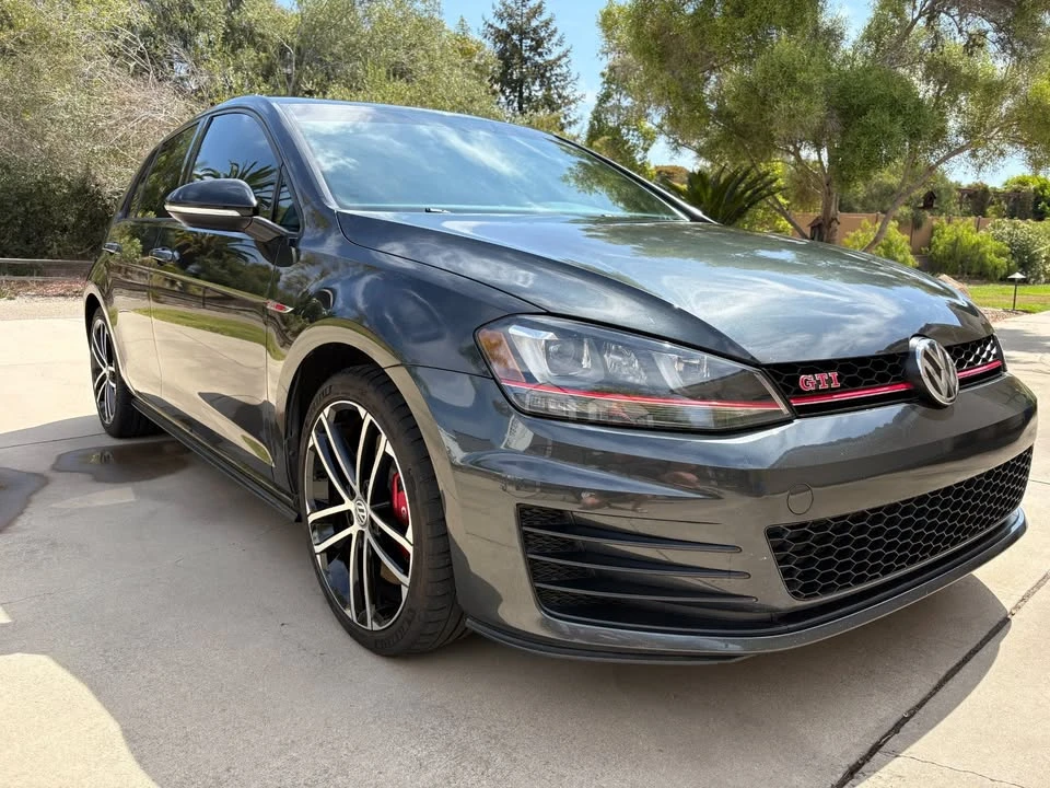 2017 Volkswagen GTI Mk7 - Image 2 of 18