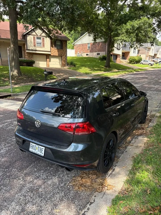2017 Volkswagen GTI Mk7 - Image 4 of 9