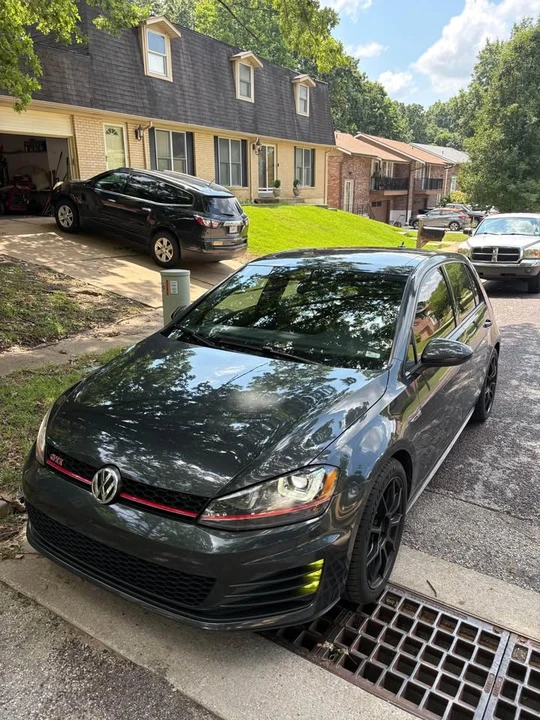 2017 Volkswagen GTI Mk7 - Image 2 of 9