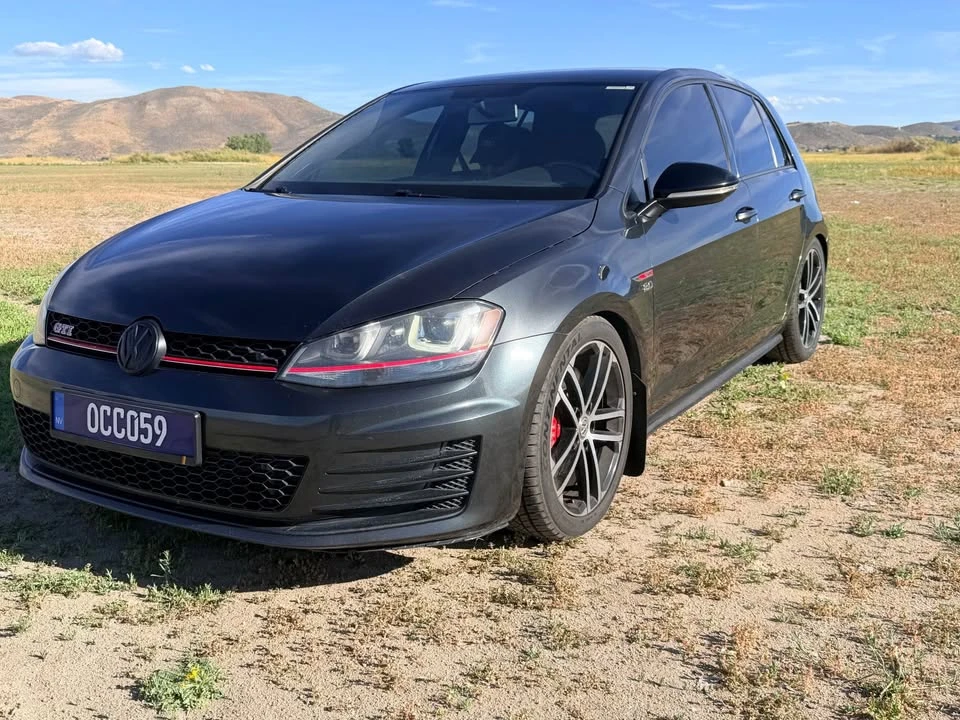 2017 Volkswagen GTI Mk7 - Image 2 of 17