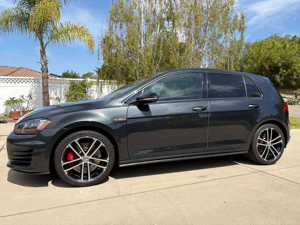 2017 Volkswagen GTI Mk7 - Image 4 of 18
