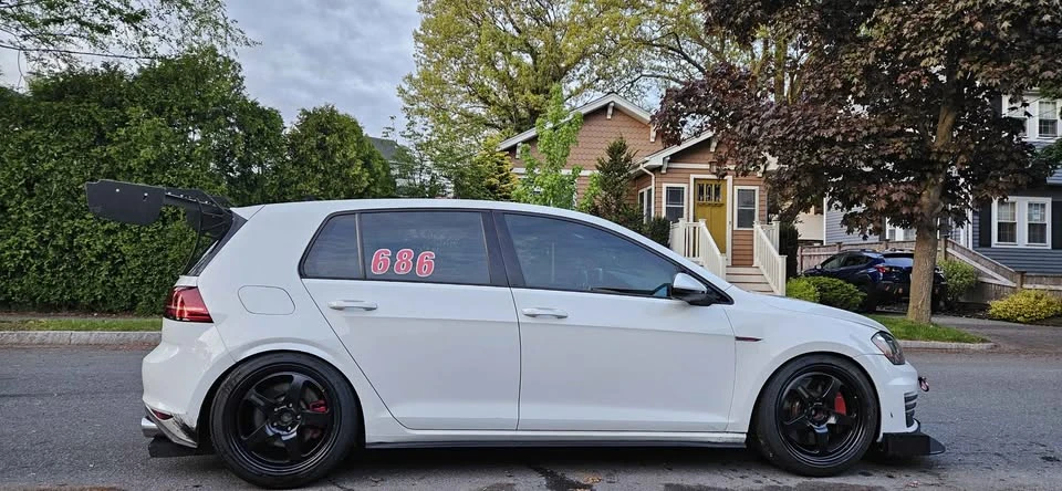 2017 Volkswagen GTI Mk7 - Image 3 of 11