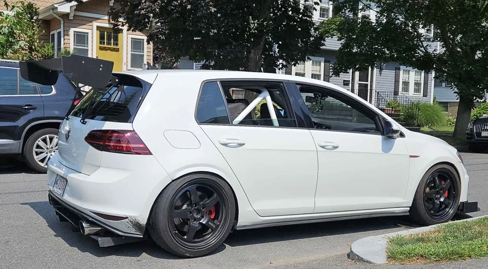 2017 Volkswagen GTI Mk7 - Image 5 of 11