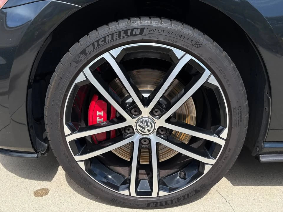 2017 Volkswagen GTI Mk7 - Image 18 of 18