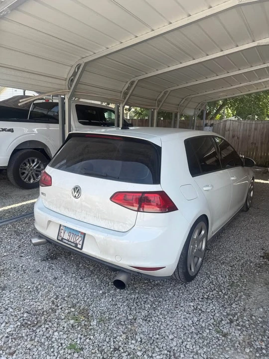 2017 Volkswagen GTI Mk7 - Image 3 of 6
