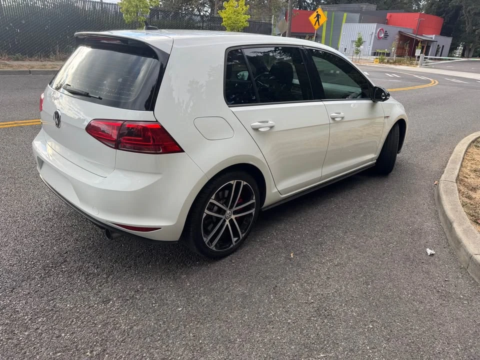 2017 Volkswagen GTI Mk7 - Image 6 of 13