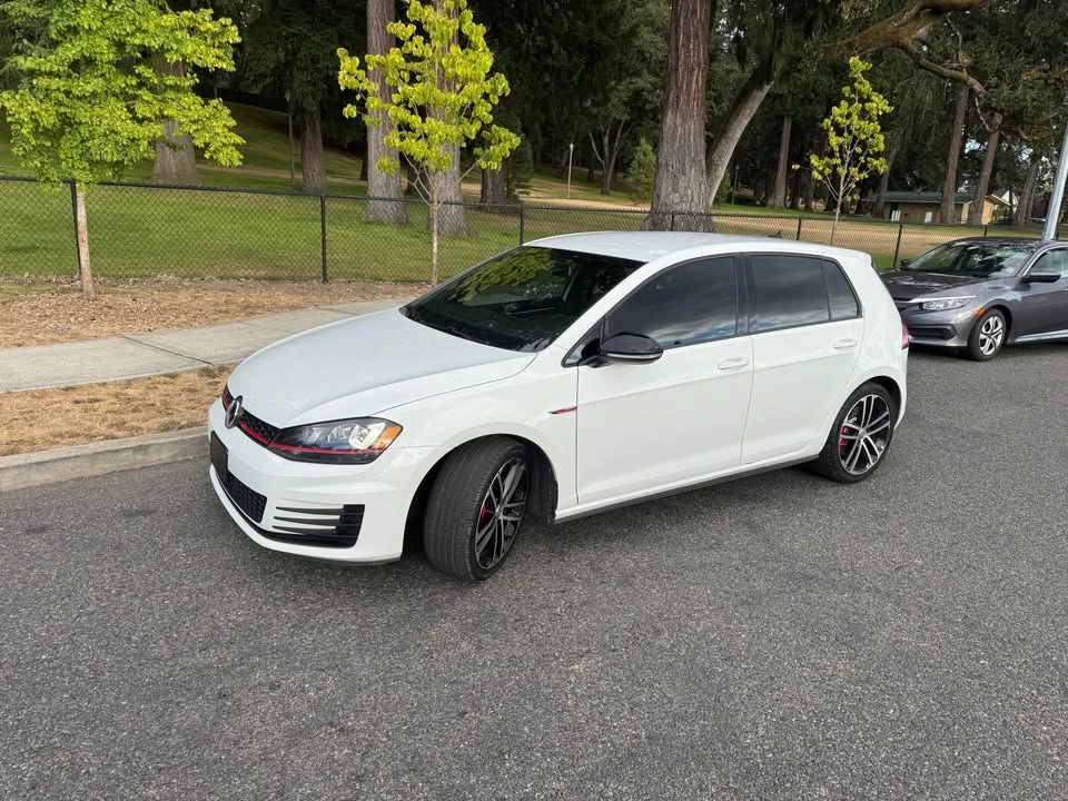 2017 Volkswagen GTI Mk7 - Image 2 of 13