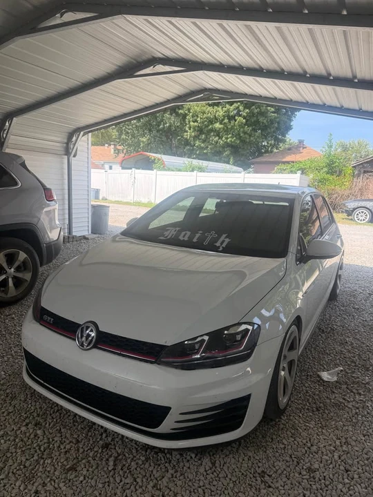 2017 Volkswagen GTI Mk7 - Image 5 of 6