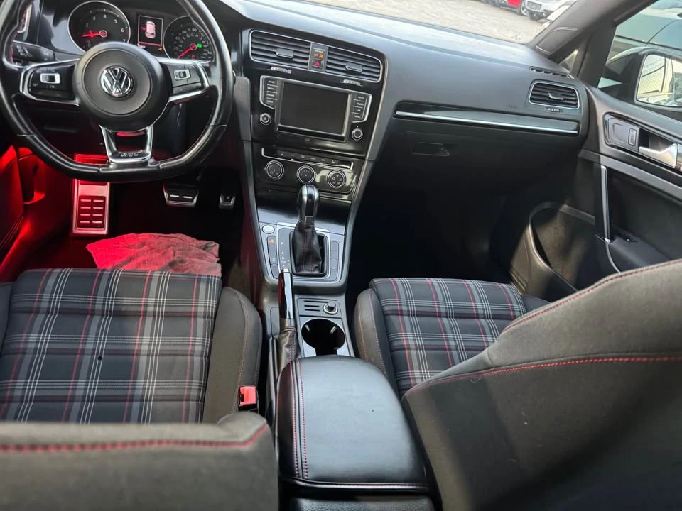 2017 Volkswagen GTI Mk7 - Image 11 of 13