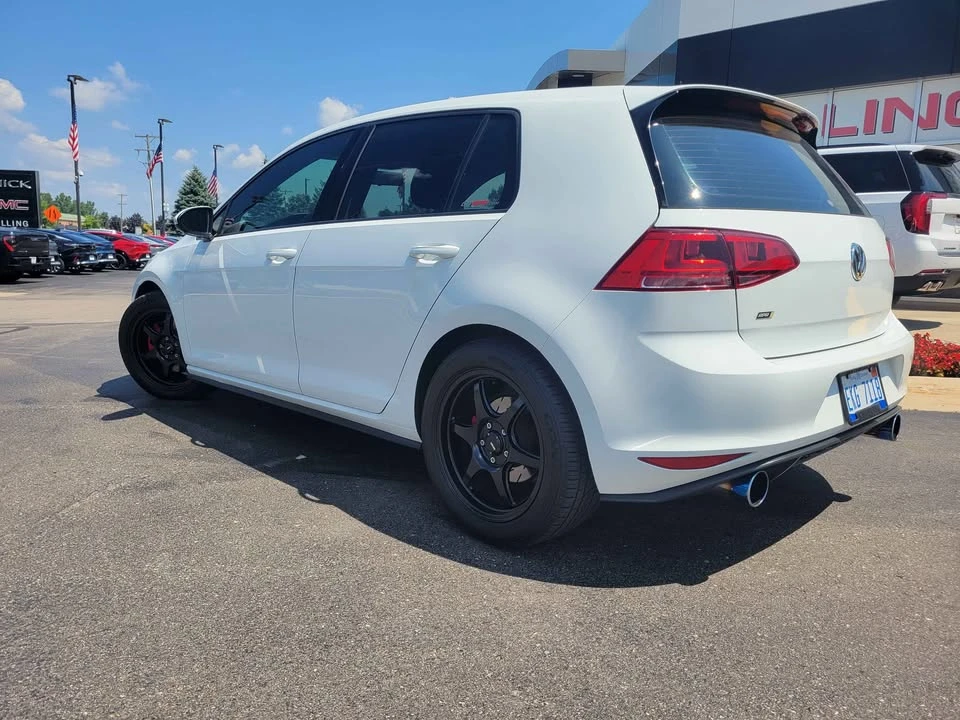 2017 Volkswagen GTI Mk7 - Image 3 of 14