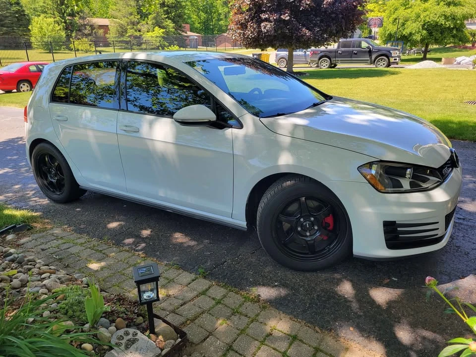 2017 Volkswagen GTI Mk7 - Image 6 of 14