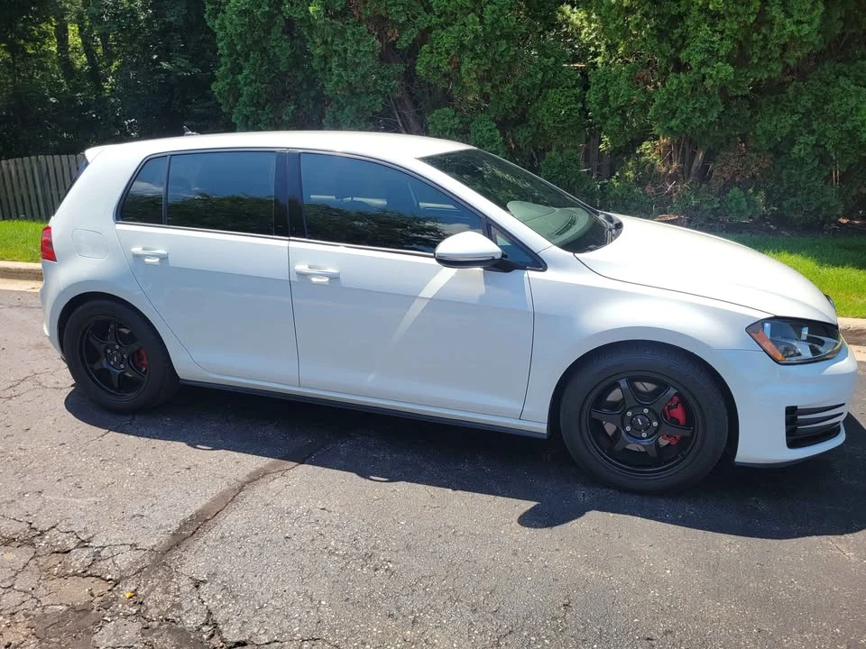 2017 Volkswagen GTI Mk7 - Image 4 of 14