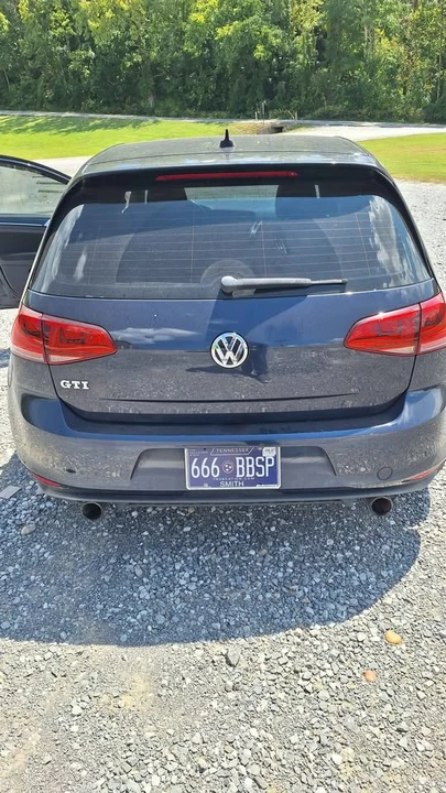 2017 Volkswagen GTI Mk7 - Image 6 of 7