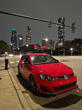 2017 Volkswagen GTI 2.0T Hatchback