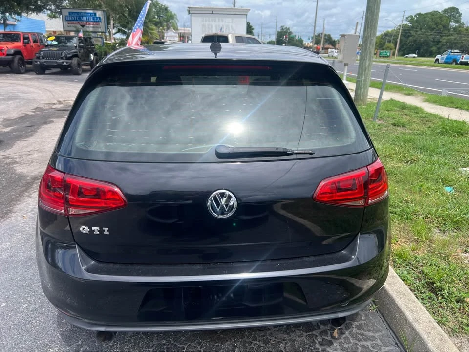 2017 Volkswagen GTI Mk7 - Image 4 of 7