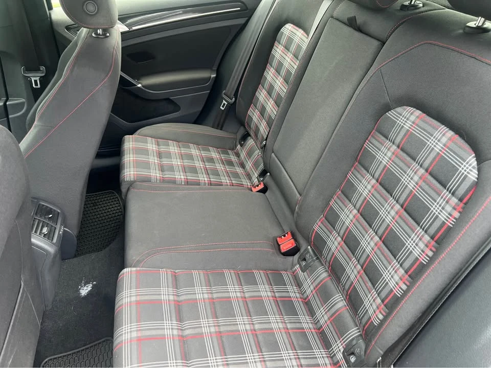2017 Volkswagen GTI Mk7 - Image 7 of 7