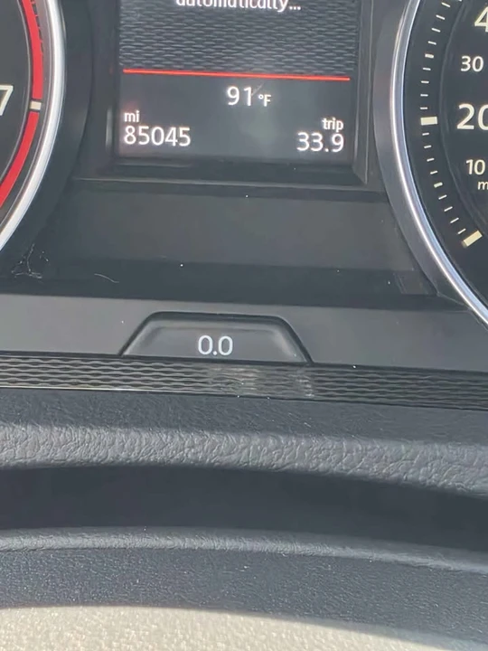 2017 Volkswagen GTI Mk7 - Image 11 of 11